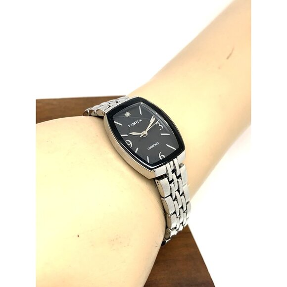 Timex Women's Watch TW2T50000 Quartz Diamond Silver Dial Rectangle Steel 21mm - Picture 5 of 13